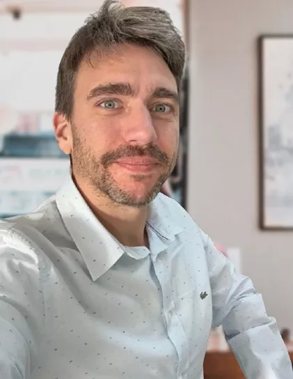 Olivier Comparato, psychopraticien en maïeusthésie